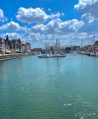 Appartement Piscine Le Grand Large *